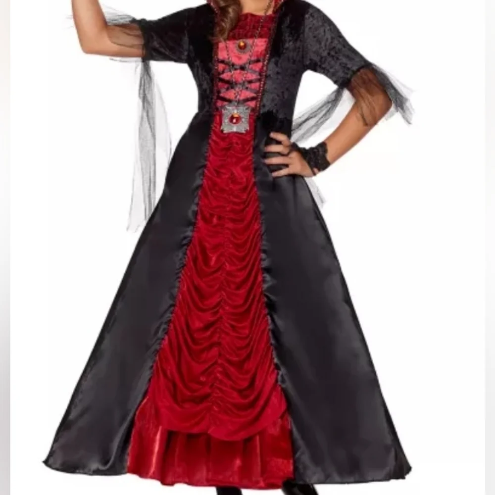 Spirit victorian vampiress